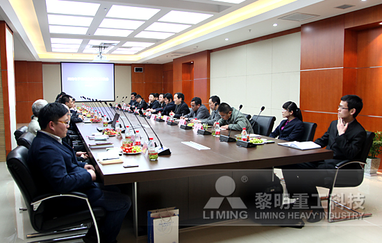 攜手名企 論E時代河南電子商務的發(fā)展-黎明重工科技